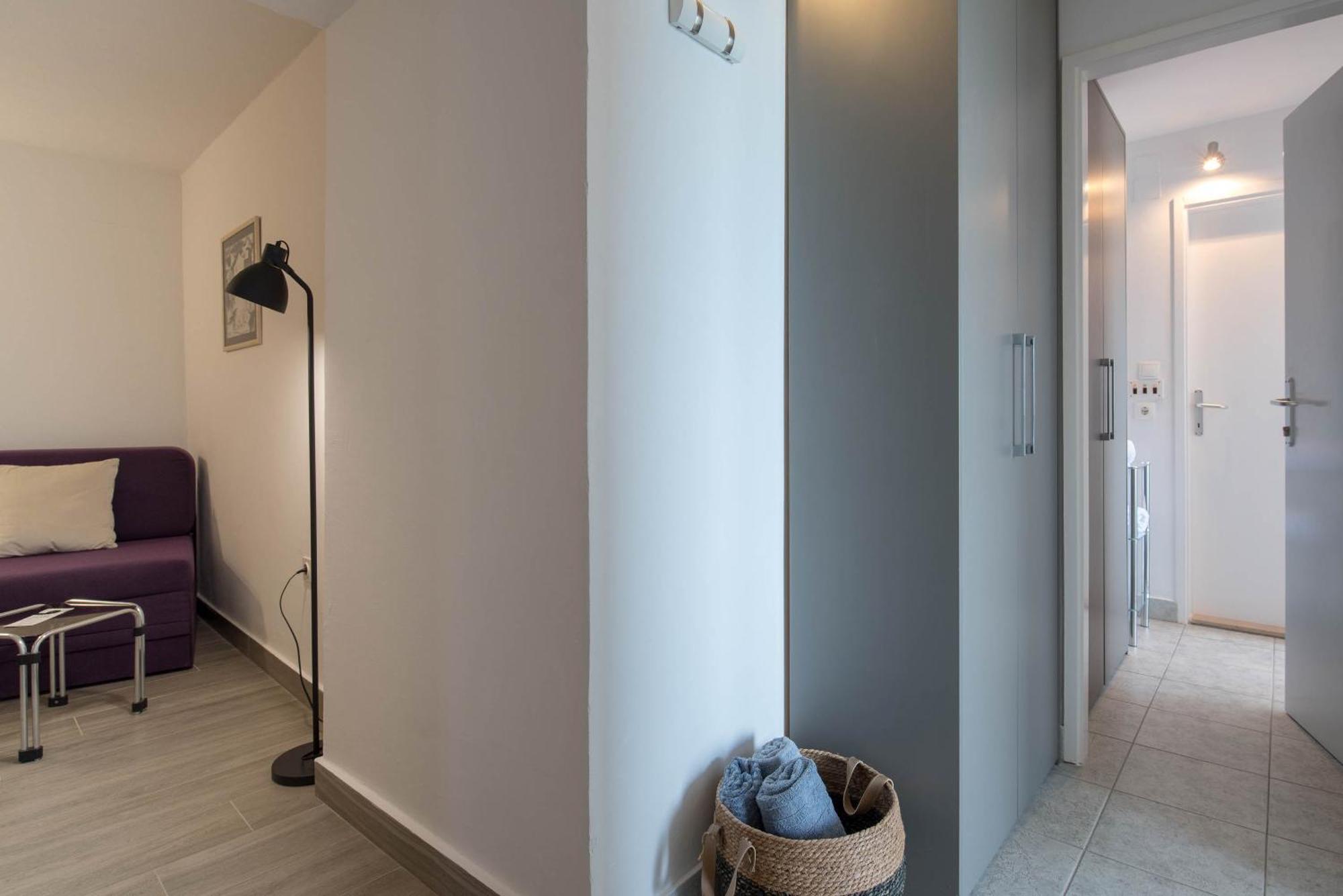 Beachfront Apartments Zanic Podstrana Habitación foto